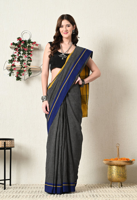 Myra Handwoven Patteda Anchu   Cotton Checked Saree - Black