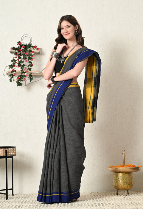 Myra Handwoven Patteda Anchu   Cotton Checked Saree - Black