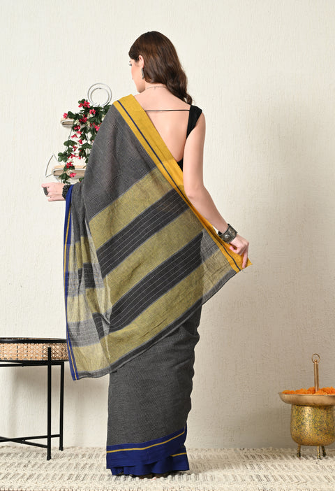 Myra Handwoven Patteda Anchu   Cotton Checked Saree - Black