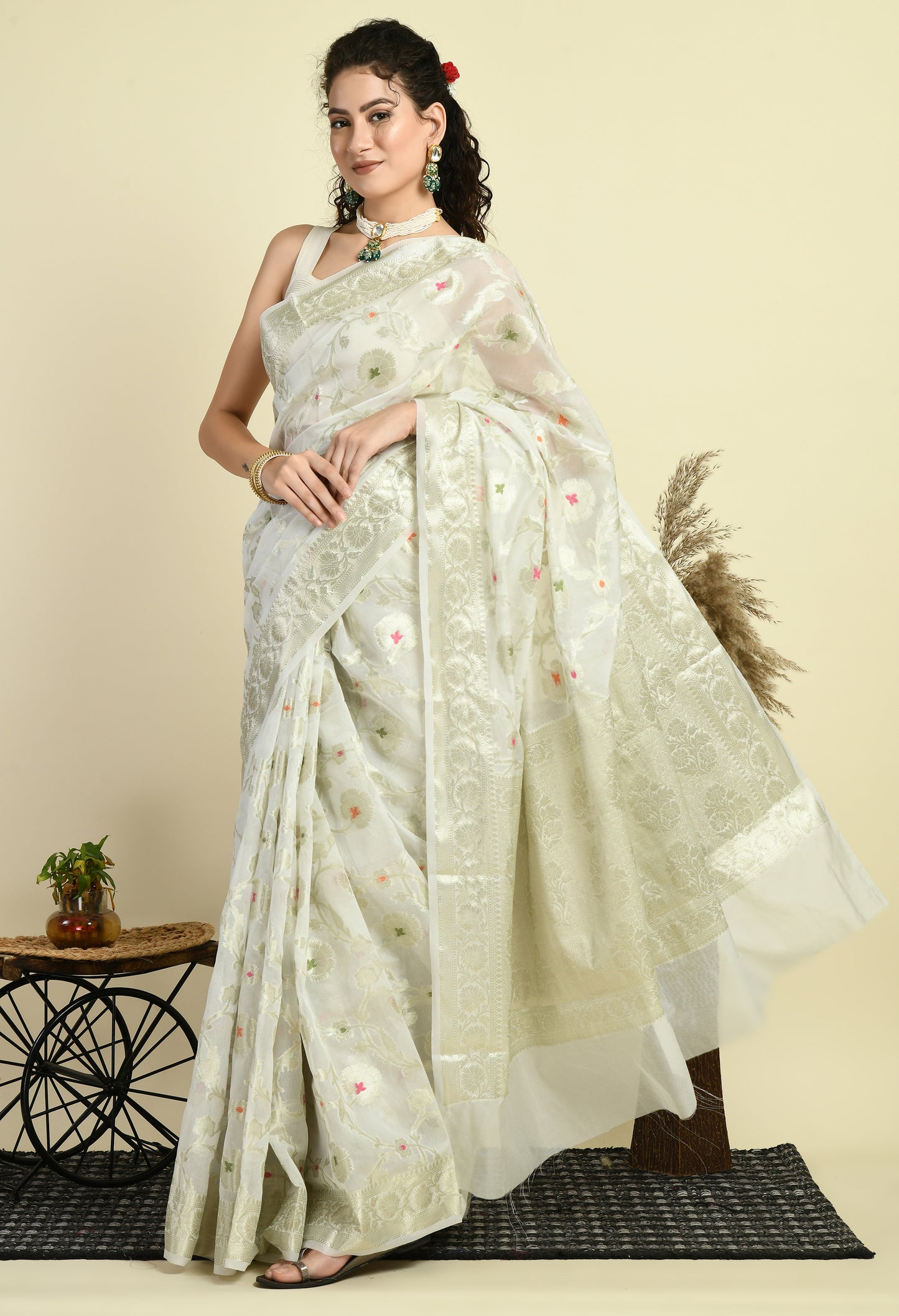 White Banarasi Semi Georgette Meenakari Soft Silk Saree