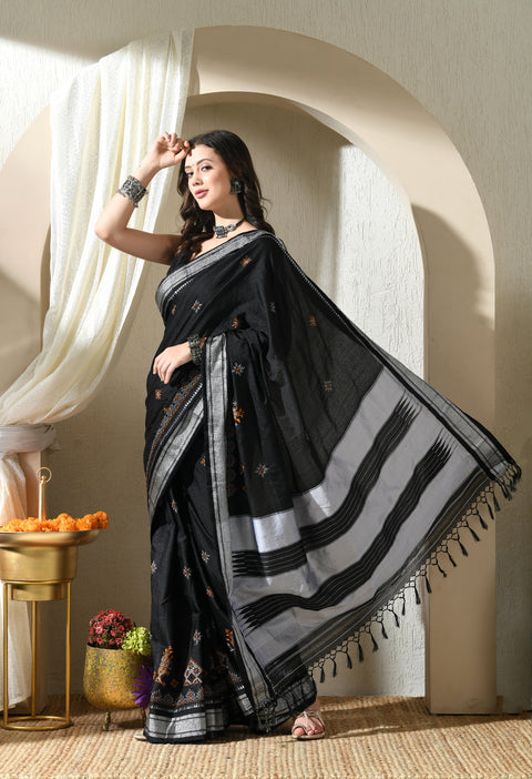 Black Kasuti Embroidered Paithani Border Khunn Saree with Tope Ilkal Pallu