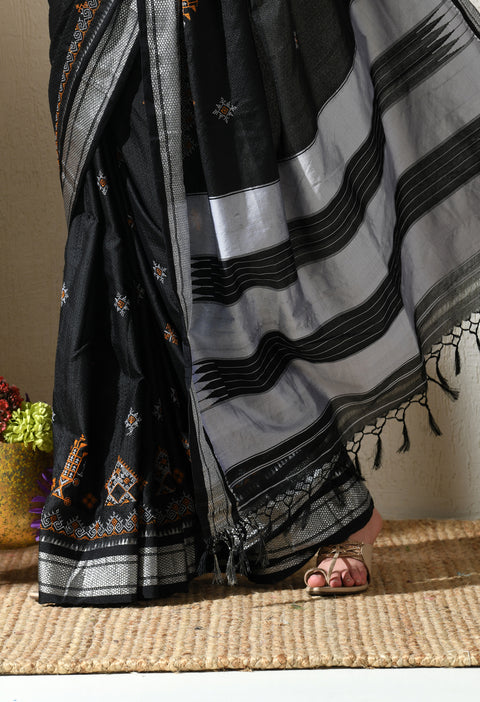 Black Kasuti Embroidered Paithani Border Khunn Saree with Tope Ilkal Pallu