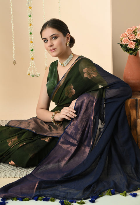 Handwoven Mul Cotton Zari Hibiscus Flower Saree - Green/Blue