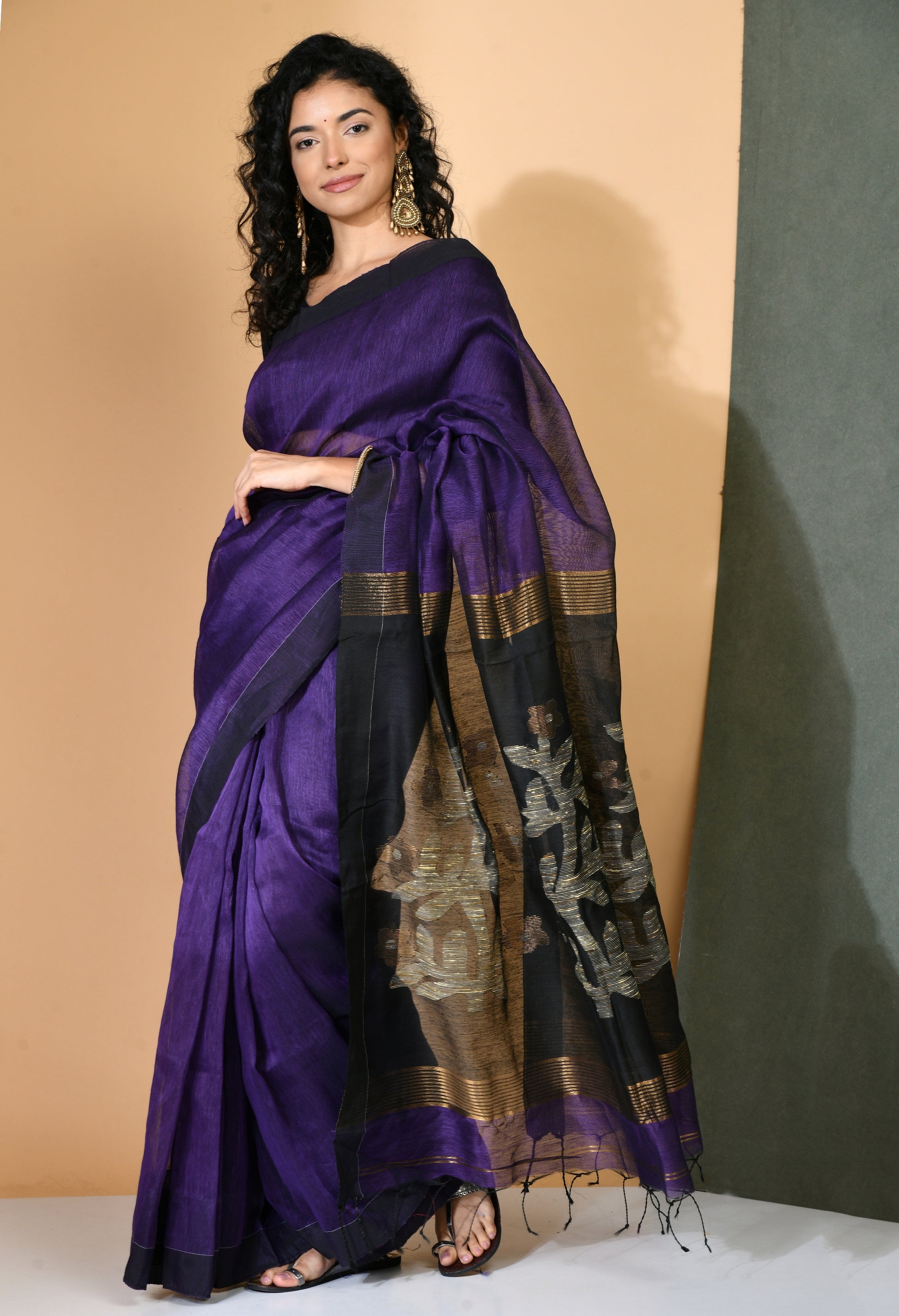 Purple Silk Linen Jamdani Saree with Contrast Pallu - Swapna Creation