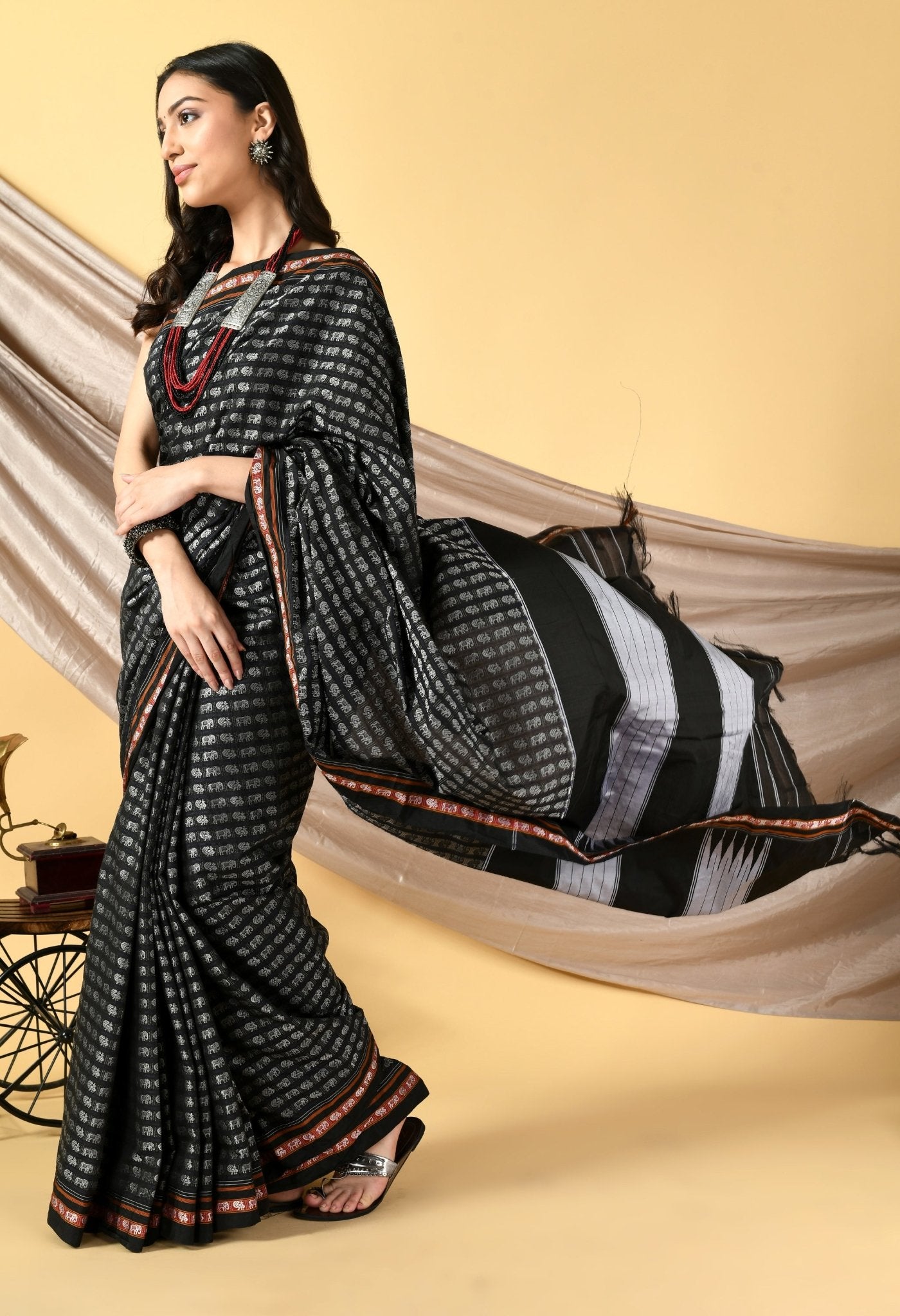 Black Haathi-Mor weave Khunn Saree - Swapna Creation