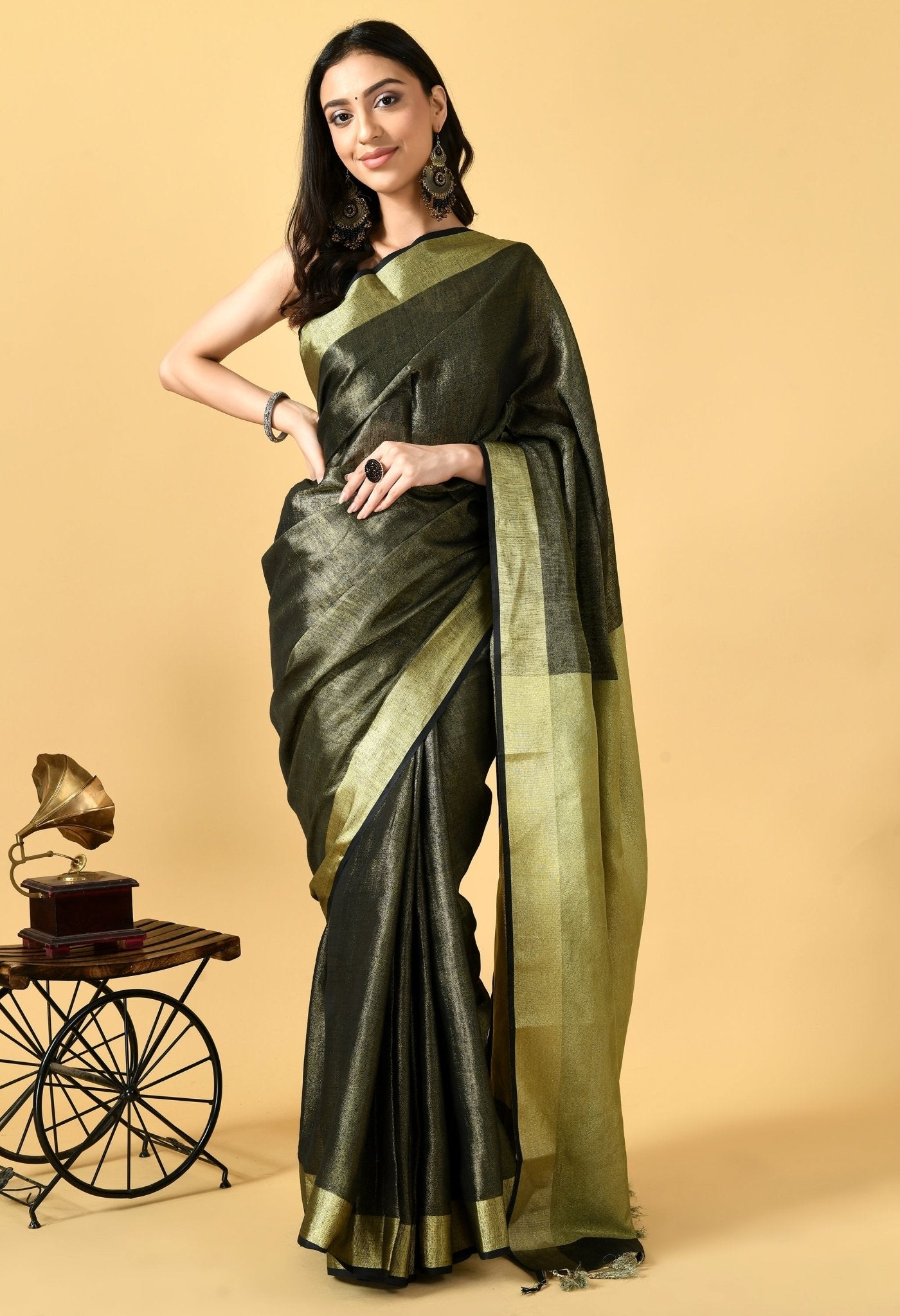 Buy Black Sarees for Women by Saree Mall Online | Ajio.com