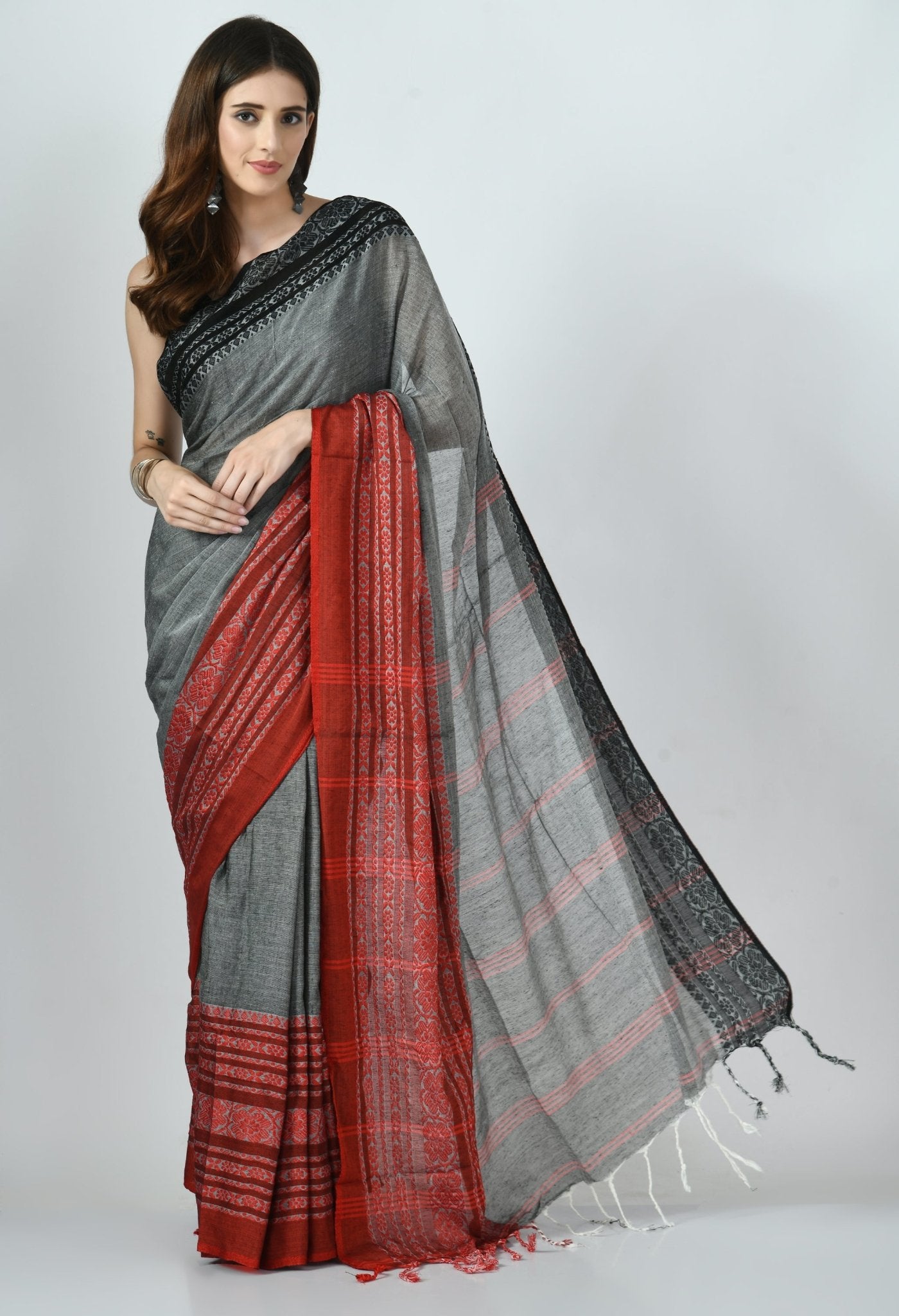 Grey Zari Cotton Plain Saree – Leemboodi